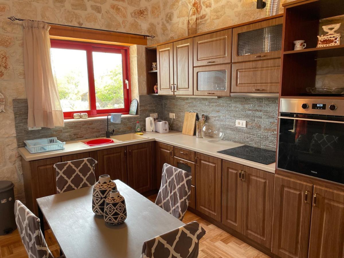 Casa Petra - Stone Cottage Farmhouses Argassi Exteriör bild